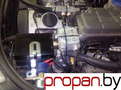 AUDI A4 3.0i_3